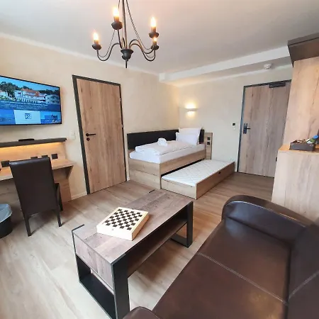 R&r Stoertebeker באבה