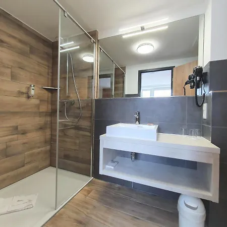 R&r Stoertebeker Hotel